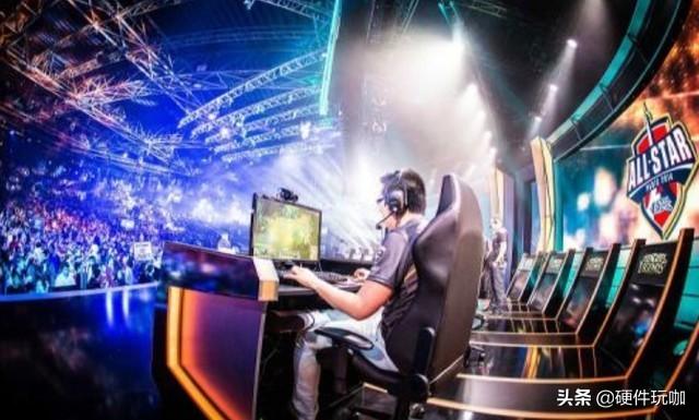  电竞天才少年横空出世，单场五杀震撼全场  