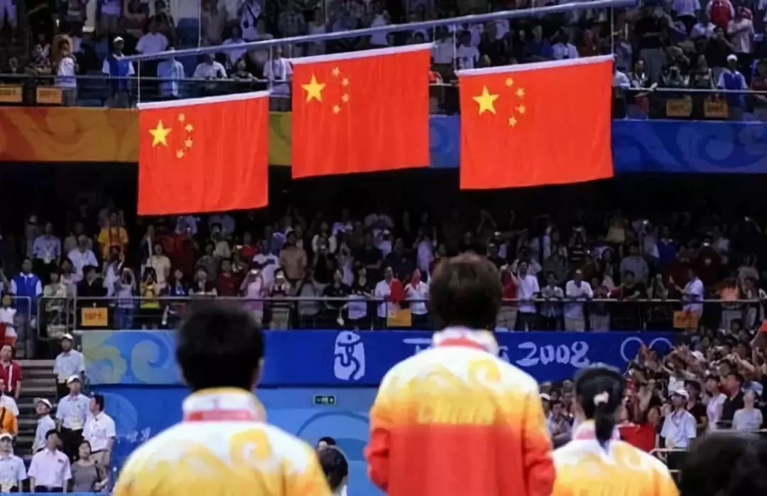  西西帕斯单反建功，雅典赛主场折桂