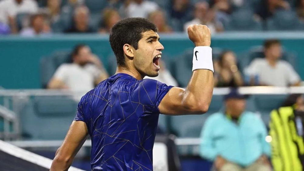  阿尔卡拉斯青春风暴，温网决赛创历史佳绩