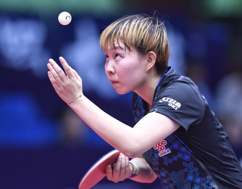  电竞女队崭露头角，巾帼力量书写赛场新篇章