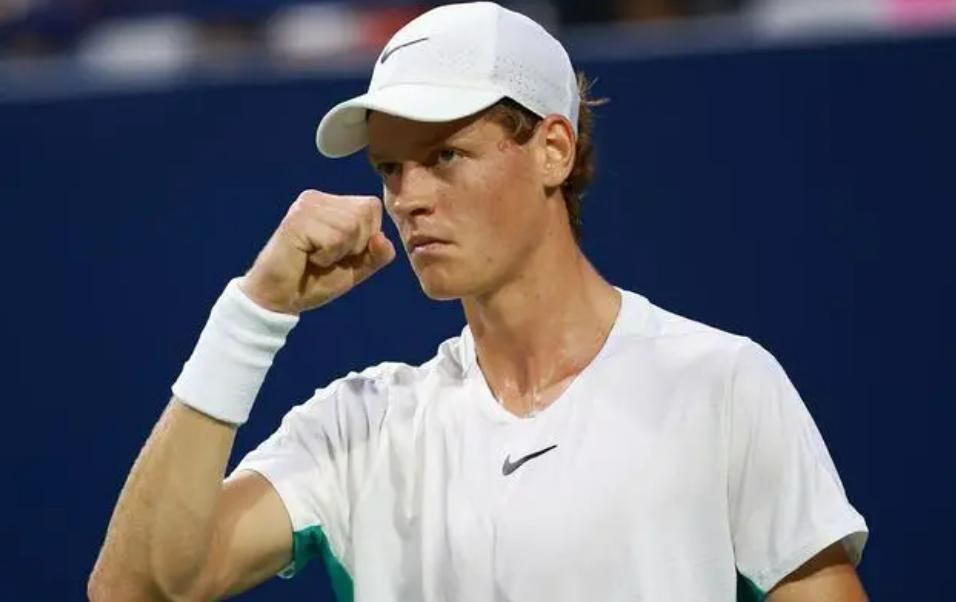  阿尔卡拉斯强势突围，新生代统治罗兰加洛斯