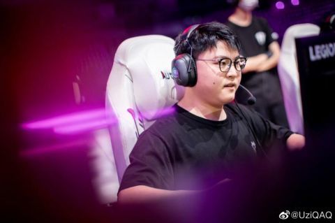  电竞传奇选手复出首战，强势碾压对手晋级  